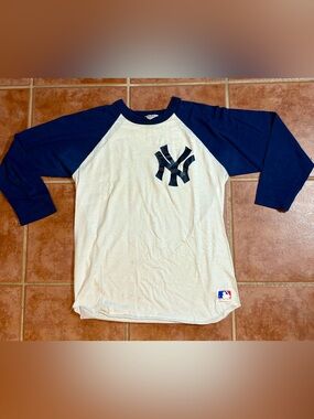 New York Yankees sand knit Raglan Baseball Tee - Navy & White